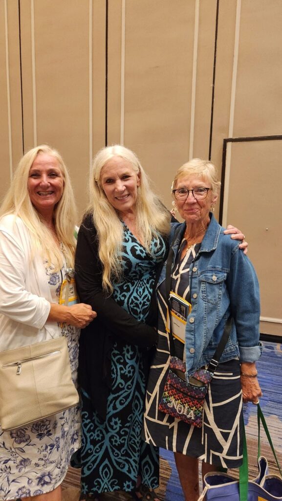 Bouchercon photo Heather Graham, Traci Hall, Judi Potter